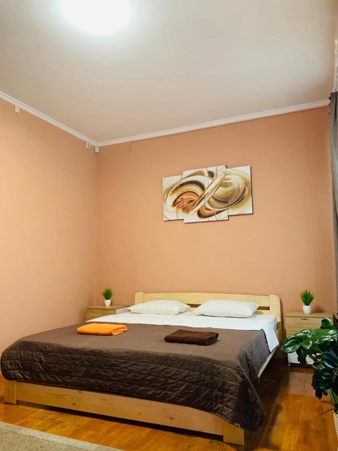 Хостел Friends House Oděsa Exteriér fotografie