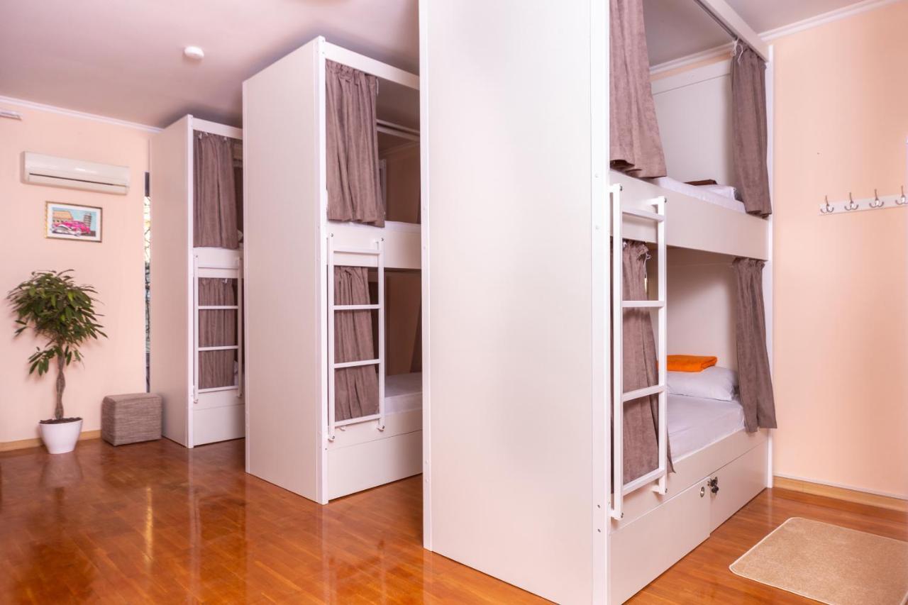 Хостел Friends House Oděsa Exteriér fotografie